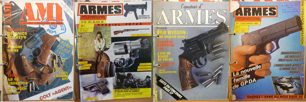 Verschillende magazines, teruggevonden in het Bos van La Houssière